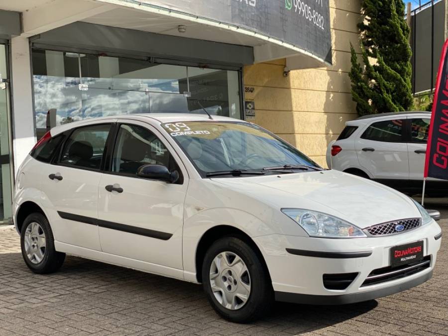 FORD - FOCUS - 2009/2009 - Branca - R$ 32.900,00