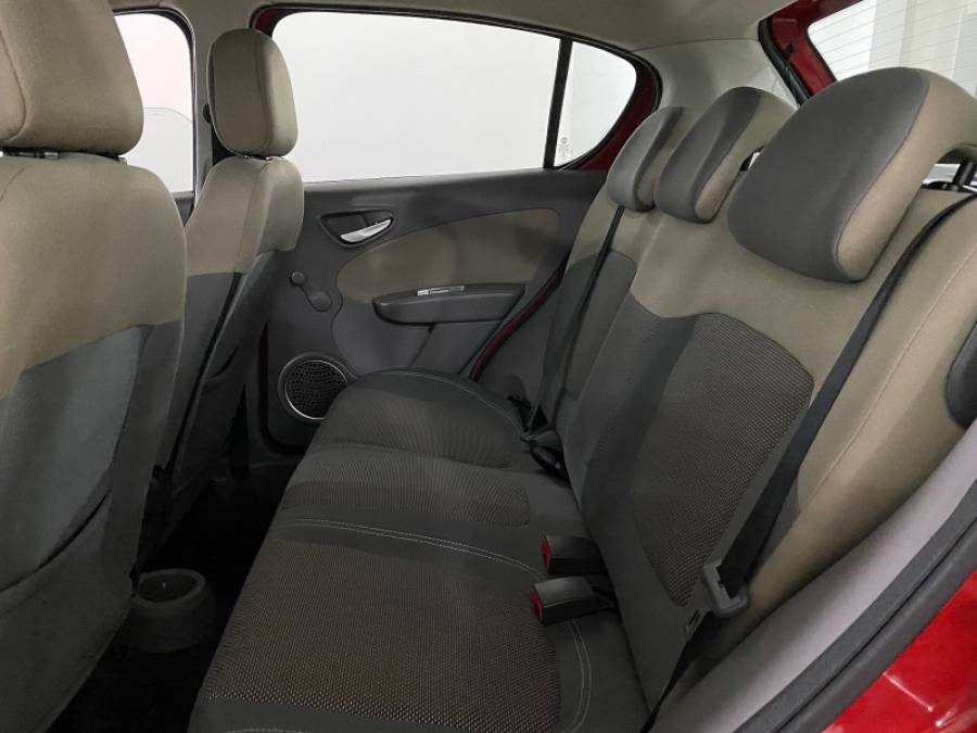 FIAT - PALIO - 2013/2013 - Vermelha - R$ 38.900,00