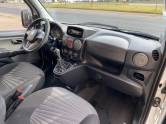 FIAT - DOBLÓ - 2015/2015 - Branca - R$ 51.900,00