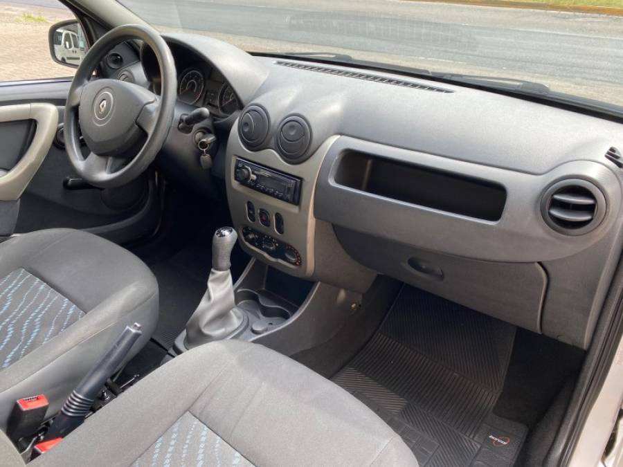 RENAULT - LOGAN - 2011/2011 - Prata - R$ 22.900,00