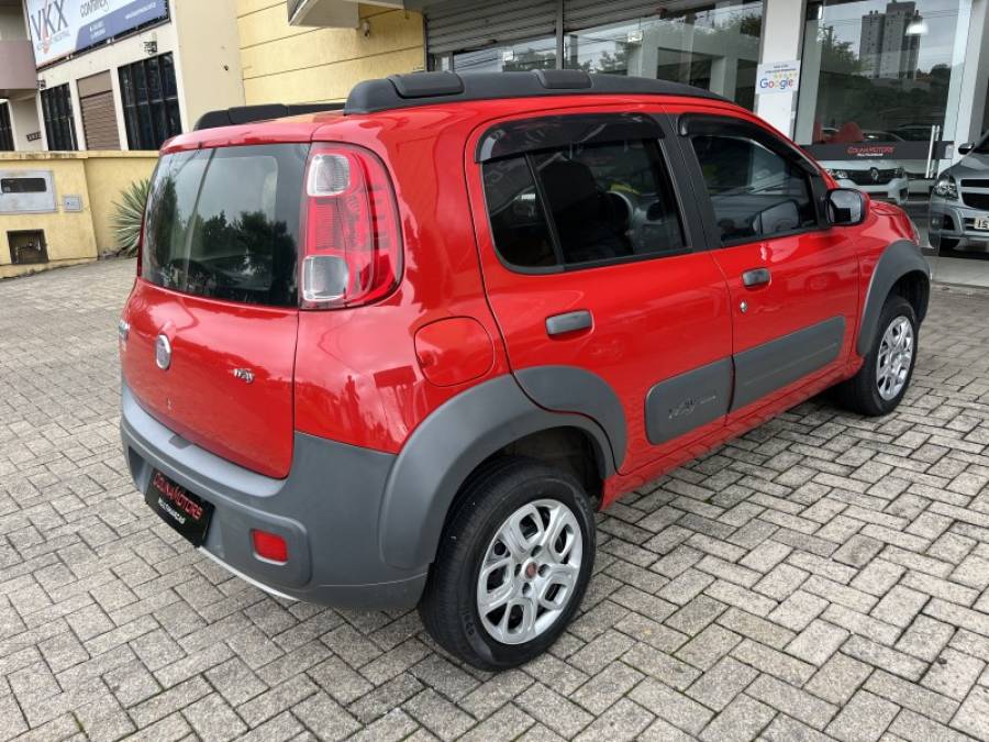 FIAT - UNO - 2014/2014 - Vermelha - R$ 35.900,00
