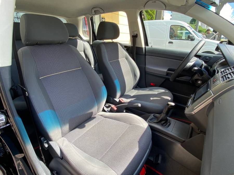 VOLKSWAGEN - POLO - 2009/2009 - Preta - R$ 45.900,00