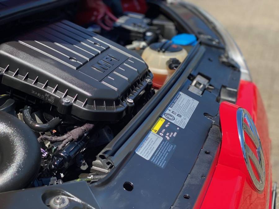 VOLKSWAGEN - UP - 2015/2015 - Vermelha - R$ 43.900,00