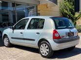 RENAULT - CLIO - 2003/2004 - Prata - R$ 25.900,00