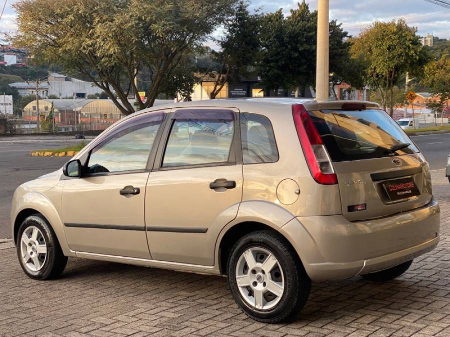 FORD - FIESTA - 2009/2009 - Bege - R$ 26.900,00