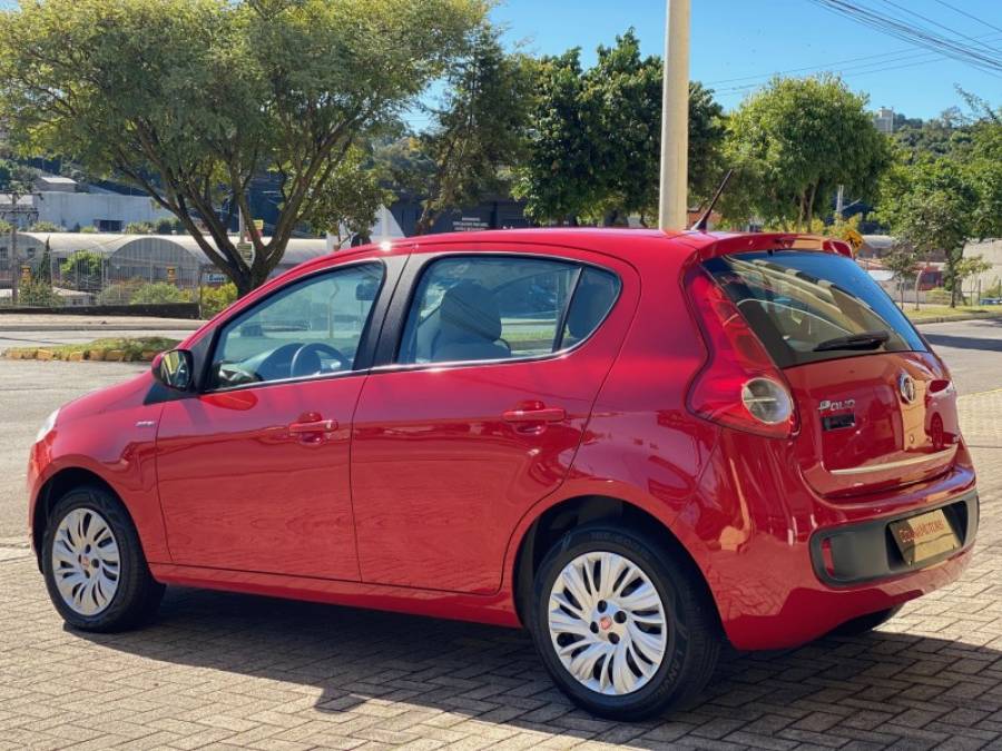 FIAT - PALIO - 2013/2013 - Vermelha - R$ 38.900,00