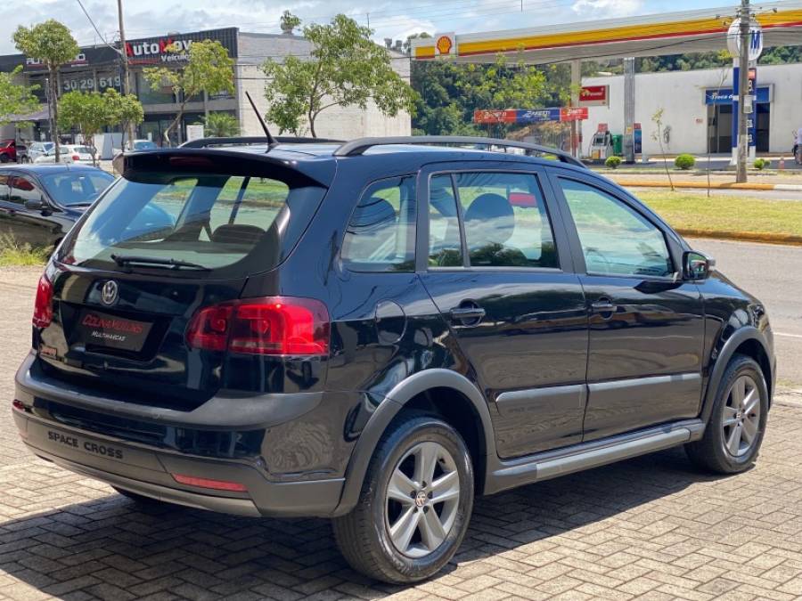 VOLKSWAGEN - SPACE CROSS - 2012/2012 - Preta - R$ 45.900,00