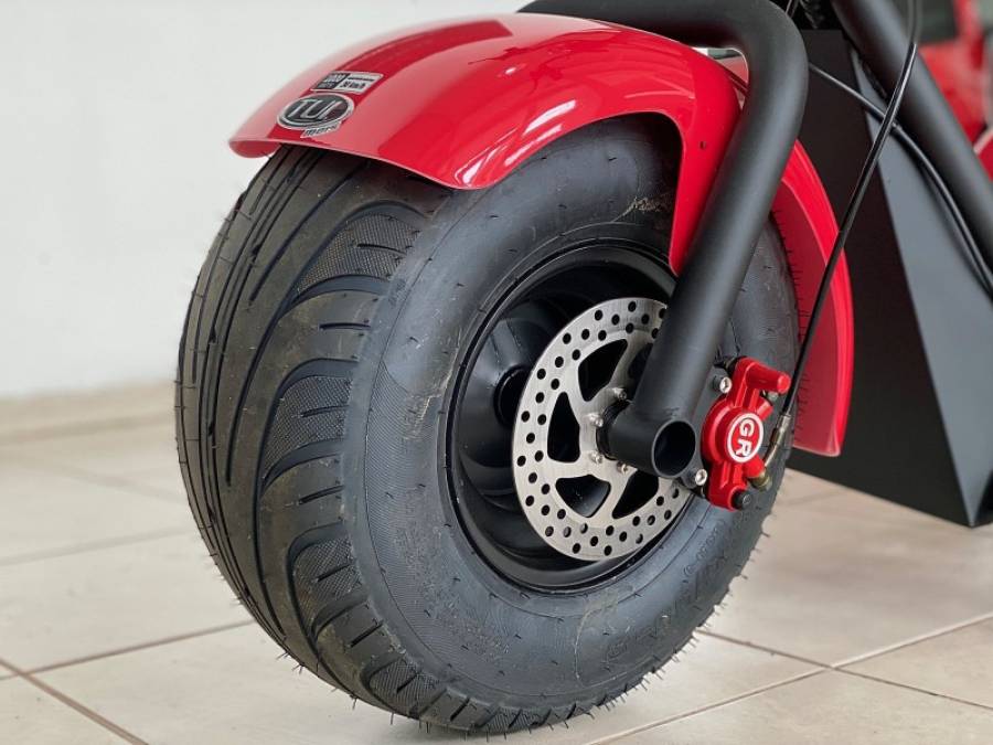 TUI - 1000W - 2025/2025 - Vermelha - R$ 7.990,00