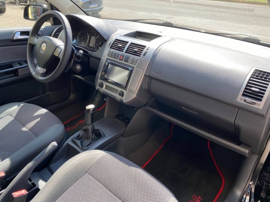 VOLKSWAGEN - POLO - 2009/2009 - Preta - R$ 45.900,00