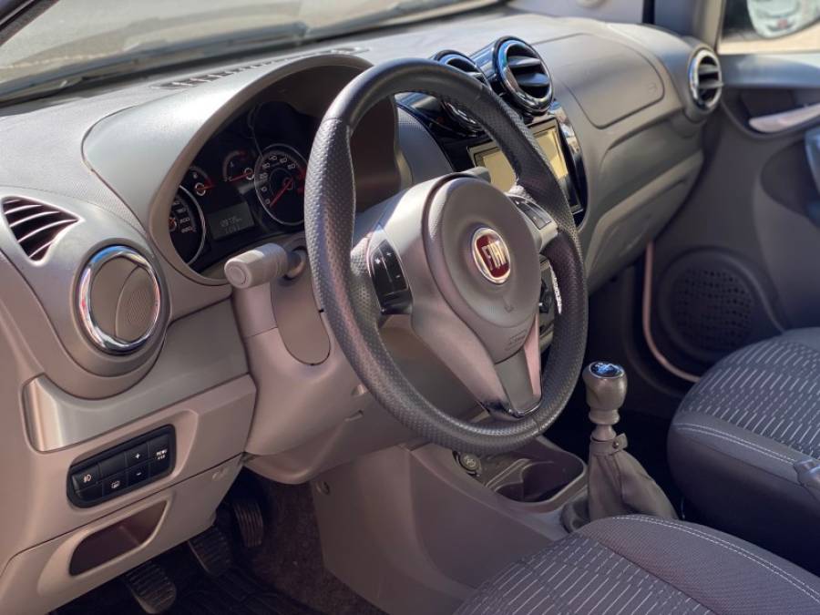 FIAT - PALIO - 2013/2013 - Branca - R$ 40.900,00