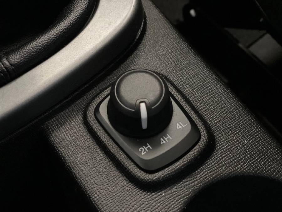 TROLLER - T4 - 2015/2015 - Amarela - R$ 160.900,00