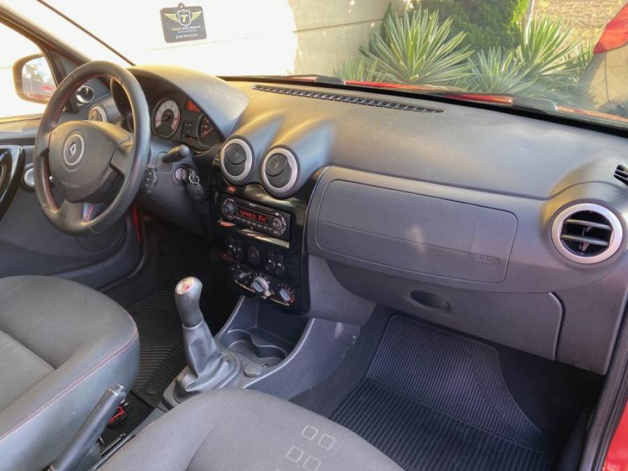 RENAULT - SANDERO - 2011/2011 - Vermelha - R$ 36.900,00