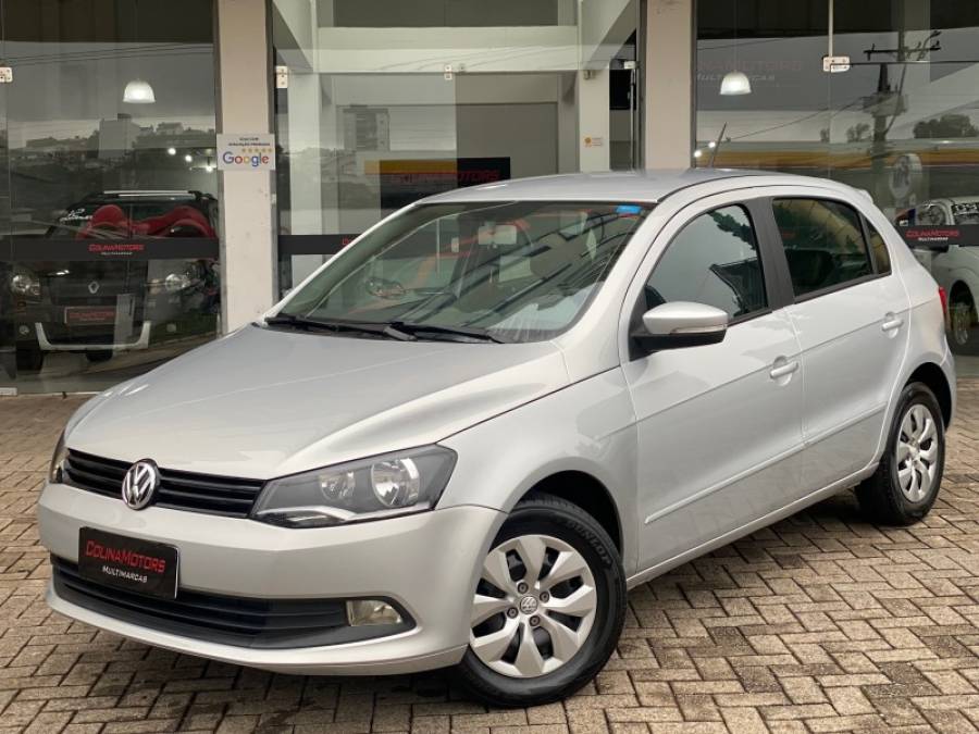VOLKSWAGEN - GOL - 2014/2015 - Prata - R$ 41.900,00