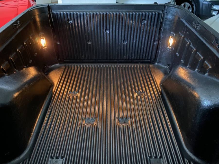 FIAT - STRADA - 2016/2016 - Branca - R$ 54.900,00