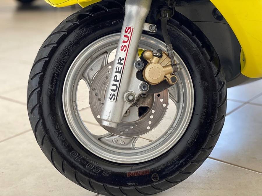 SUZUKI - BURGMAN - 2013/2014 - Amarela - R$ 9.900,00