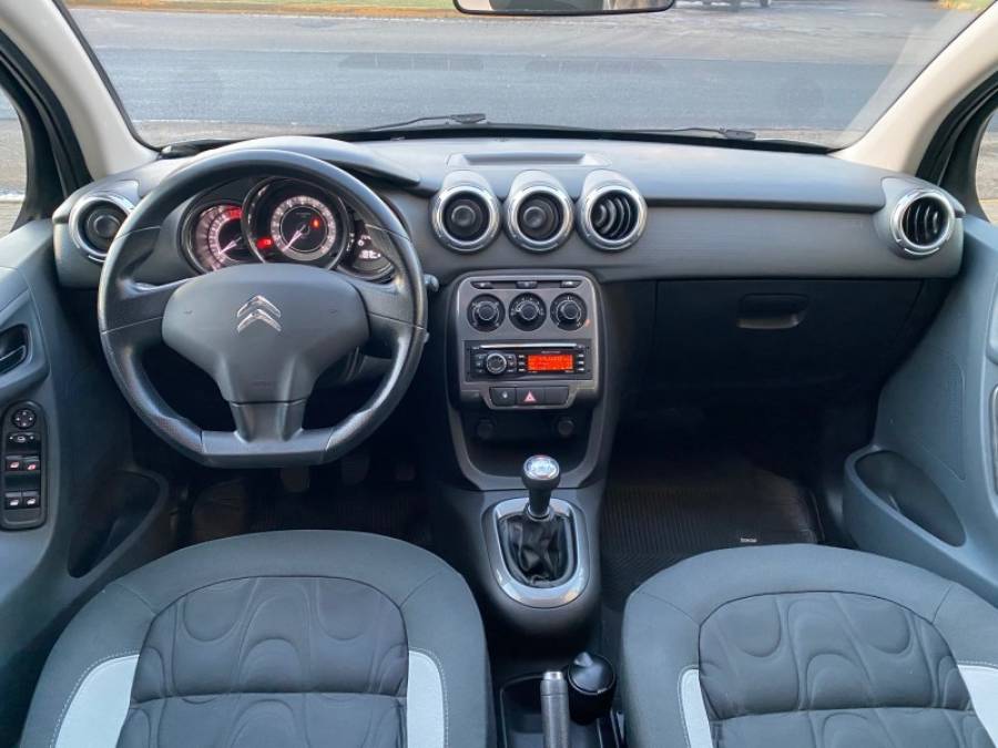 CITROËN - C3 - 2014/2014 - Prata - R$ 41.900,00