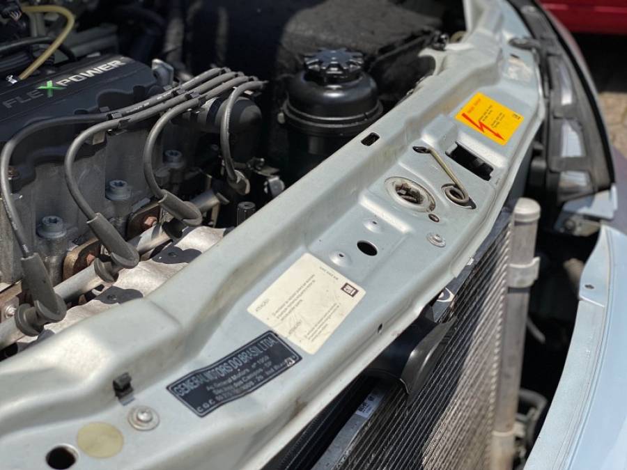 CHEVROLET - ZAFIRA - 2009/2009 - Prata - R$ 40.900,00