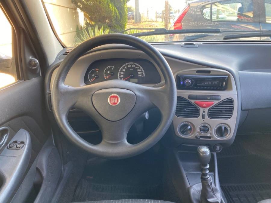 FIAT - SIENA - 2012/2012 - Prata - R$ 28.900,00