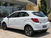 CHEVROLET - ONIX - 2015/2015 - Branca - R$ 53.900,00