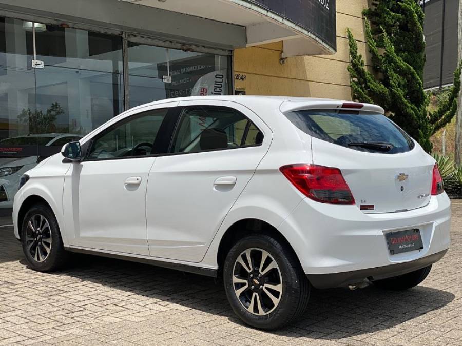 CHEVROLET - ONIX - 2015/2015 - Branca - R$ 53.900,00