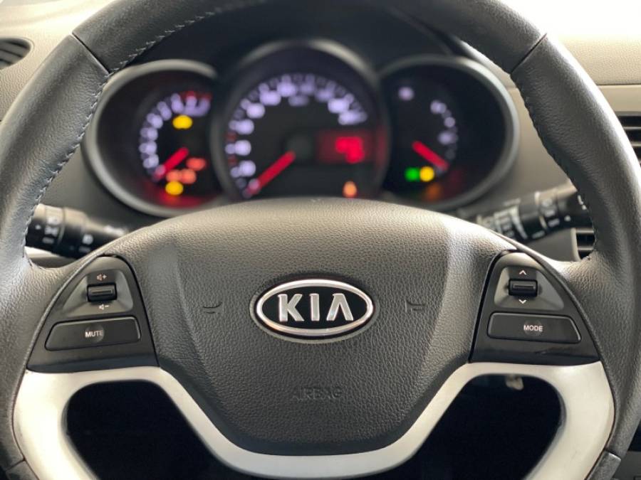 KIA MOTORS - PICANTO - 2013/2013 - Branca - R$ 40.900,00