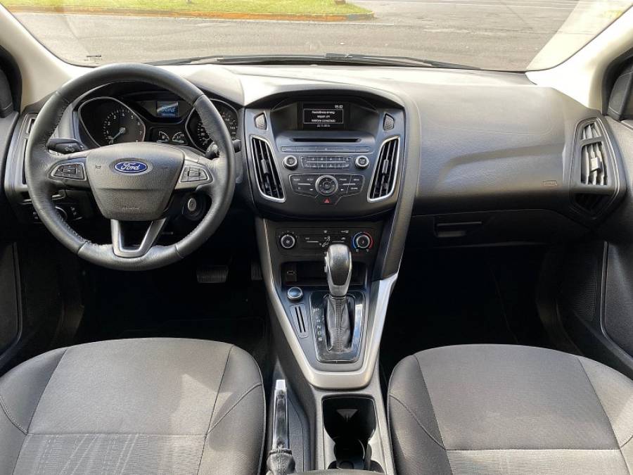 FORD - FOCUS - 2016/2016 - Preta - Sob Consulta