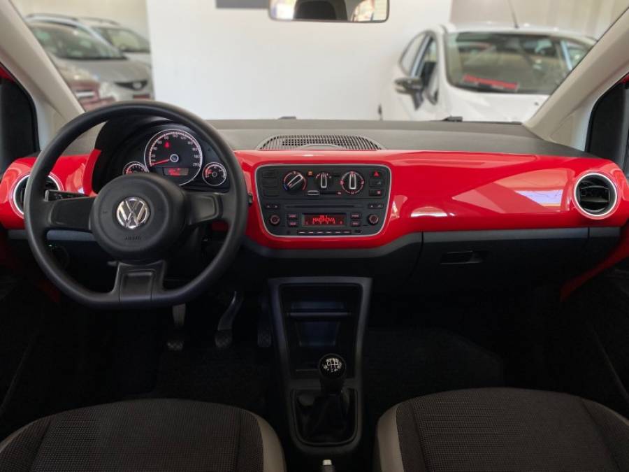 VOLKSWAGEN - UP - 2015/2015 - Vermelha - R$ 43.900,00