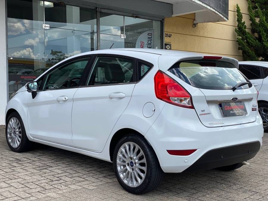 FORD - FIESTA - 2014/2014 - Branca - R$ 47.900,00