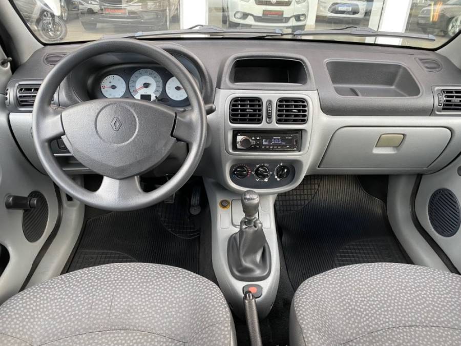 RENAULT - CLIO - 2011/2011 - Branca - R$ 23.900,00