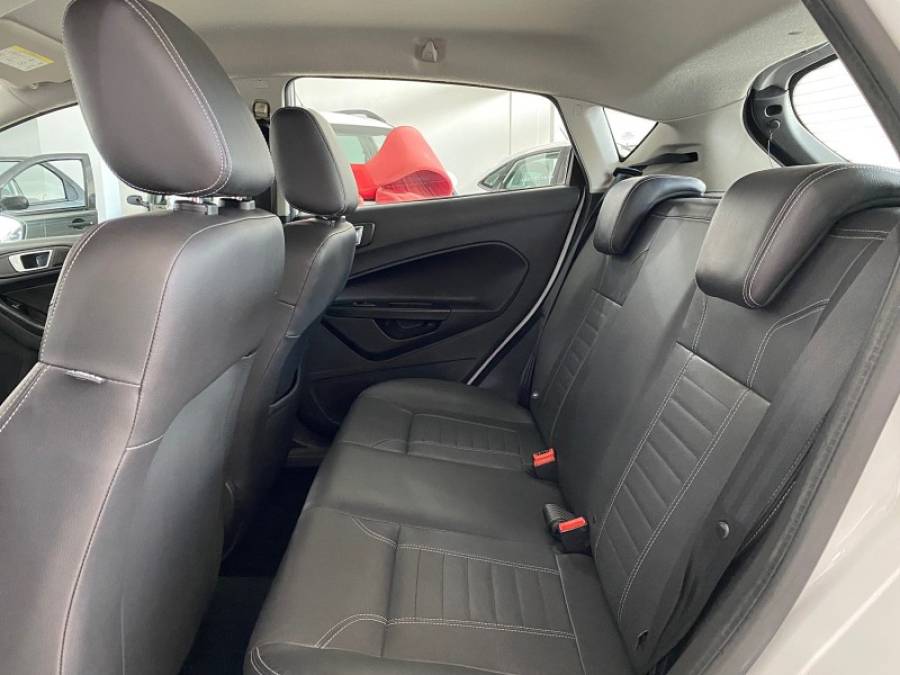 FORD - FIESTA - 2014/2014 - Branca - R$ 47.900,00