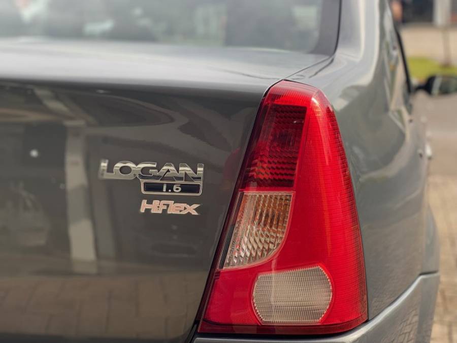 RENAULT - LOGAN - 2008/2008 - Cinza - R$ 26.900,00
