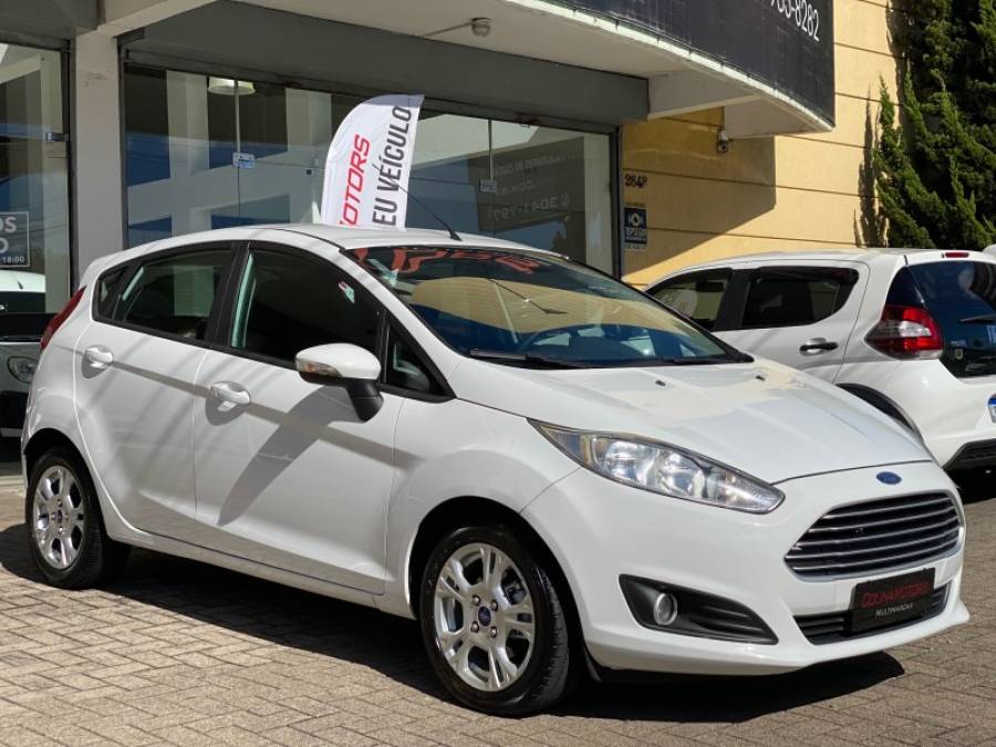 FORD - FIESTA - 2014/2014 - Branca - R$ 46.900,00