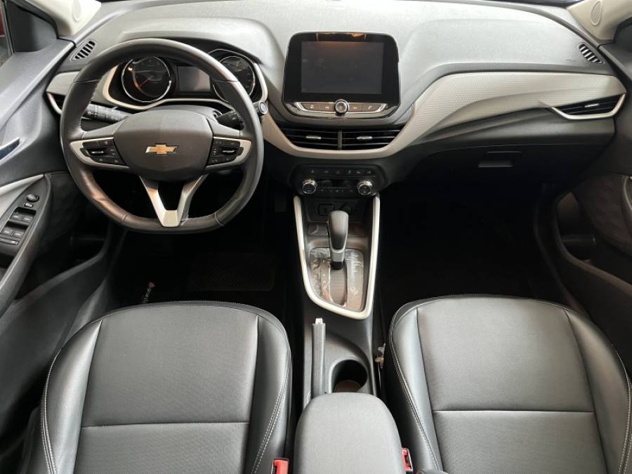 CHEVROLET - ONIX - 2023/2024 - Vermelha - R$ 98.900,00