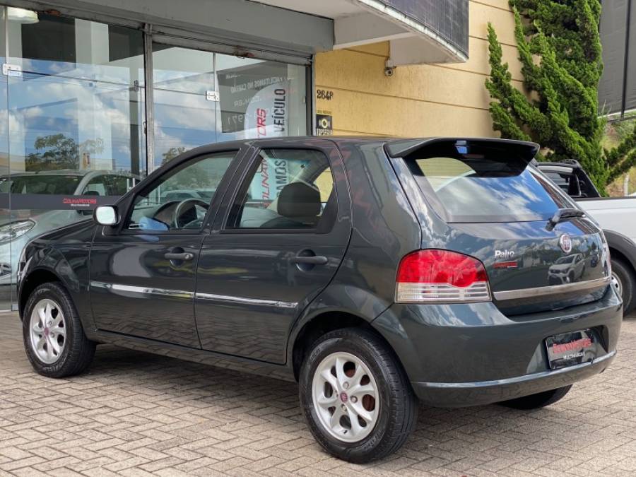 FIAT - PALIO - 2011/2011 - Cinza - R$ 30.900,00