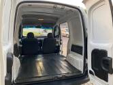 RENAULT - KANGOO - 2015/2015 - Branca - R$ 46.900,00