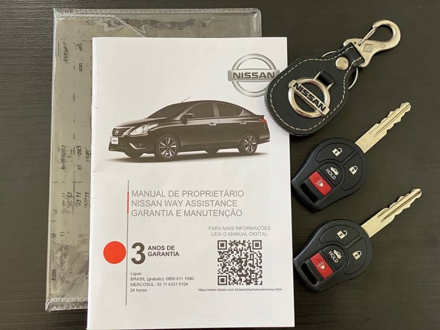 NISSAN - VERSA - 2019/2020 - Cinza - R$ 67.900,00