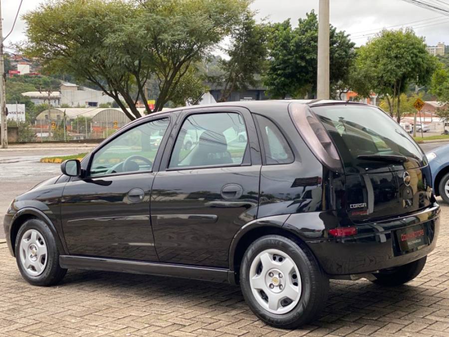 CHEVROLET - CORSA - 2011/2011 - Preta - R$ 32.900,00