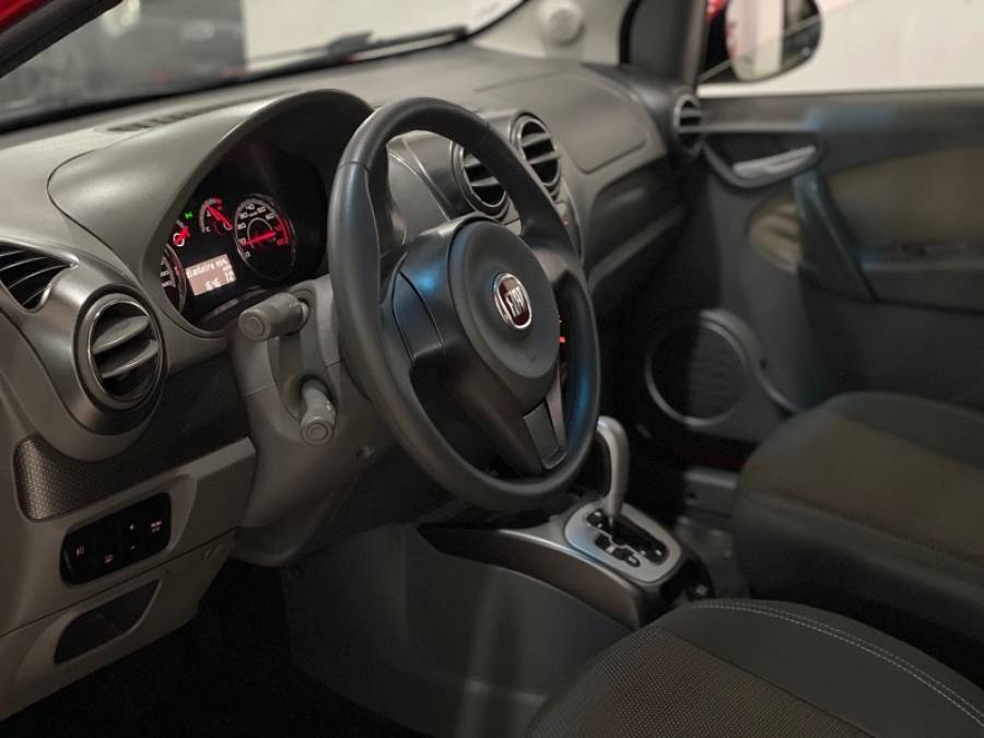 FIAT - PALIO - 2013/2013 - Vermelha - R$ 38.900,00