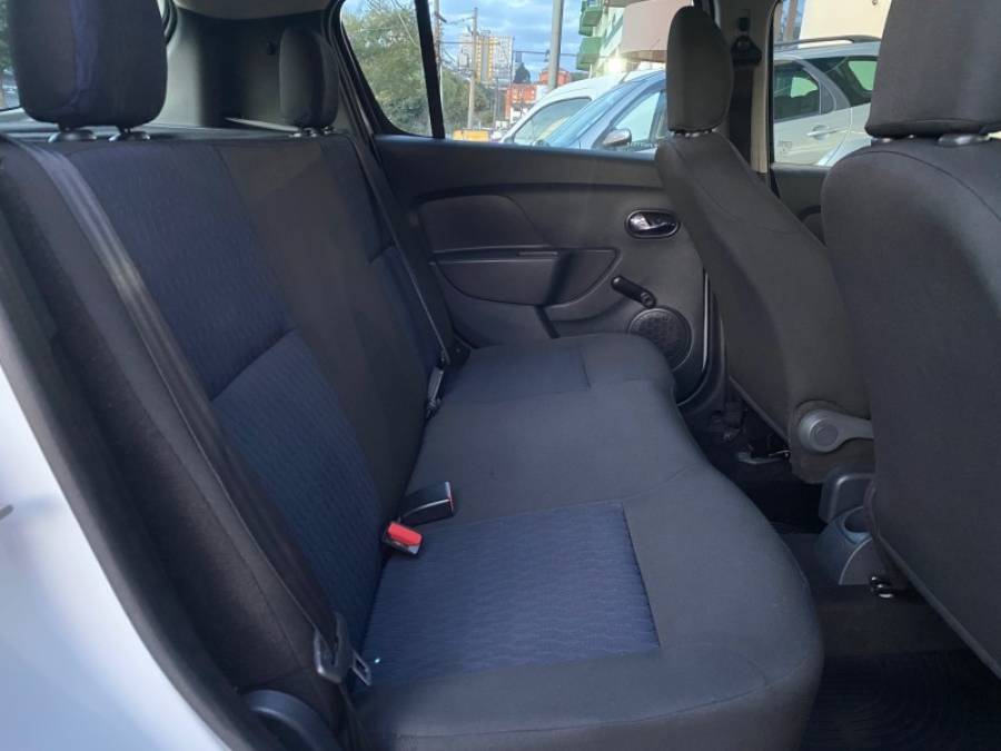 RENAULT - SANDERO - 2015/2015 - Branca - R$ 42.900,00