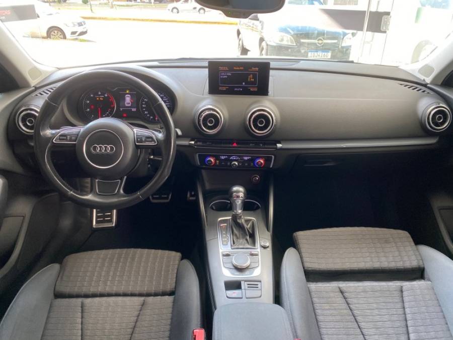 AUDI - A3 - 2014/2014 - Branca - R$ 85.900,00