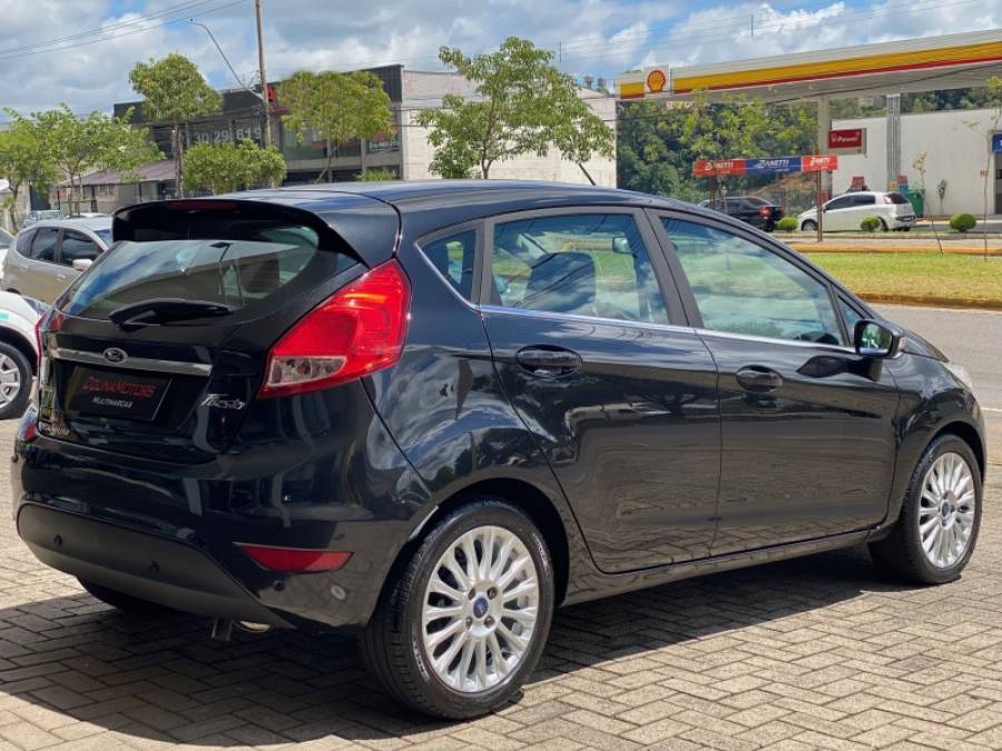 FORD - FIESTA - 2014/2014 - Preta - R$ 45.900,00