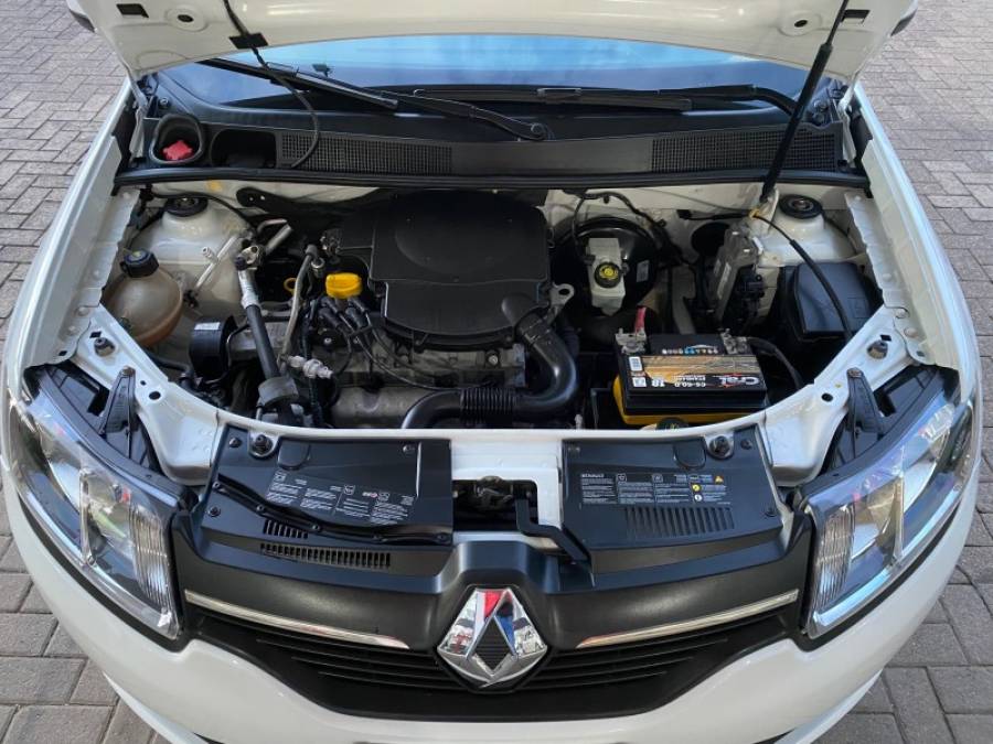 RENAULT - SANDERO - 2015/2015 - Branca - R$ 42.900,00