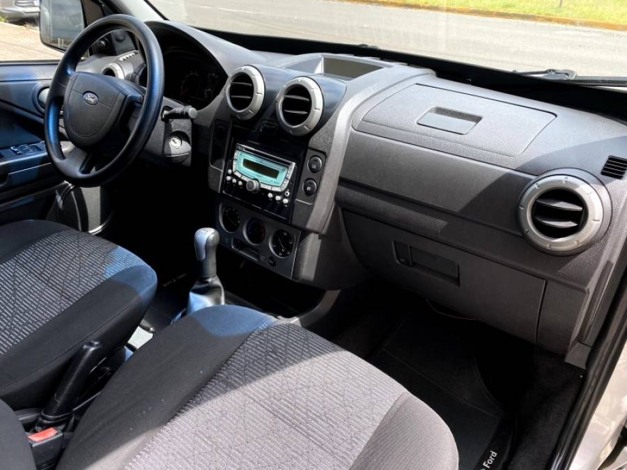 FORD - ECOSPORT - 2011/2011 - Prata - R$ 42.900,00