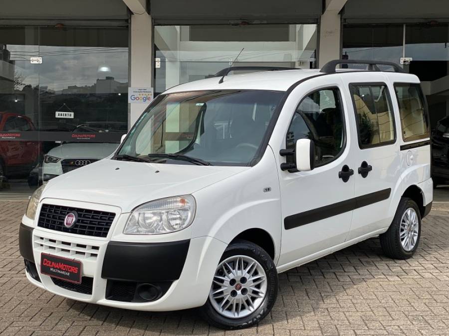 FIAT - DOBLÓ - 2015/2015 - Branca - R$ 51.900,00