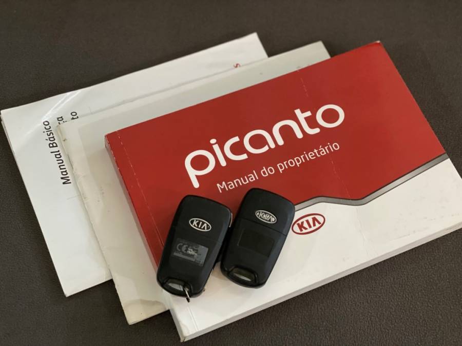 KIA MOTORS - PICANTO - 2012/2013 - Branca - R$ 40.900,00