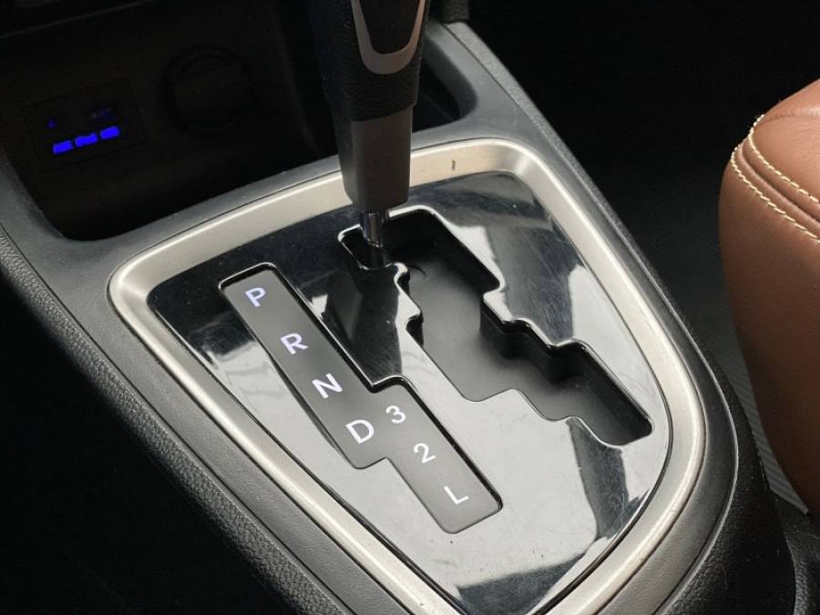 HYUNDAI - HB20S - 2015/2015 - Branca - R$ 55.900,00