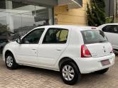 RENAULT - CLIO - 2015/2016 - Branca - R$ 38.900,00