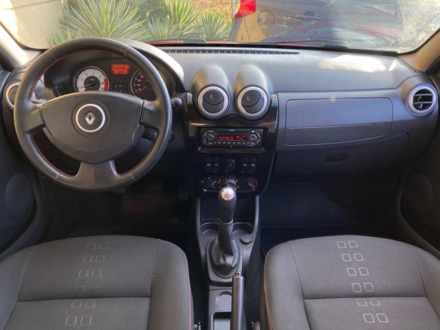 RENAULT - SANDERO - 2011/2011 - Vermelha - R$ 36.900,00