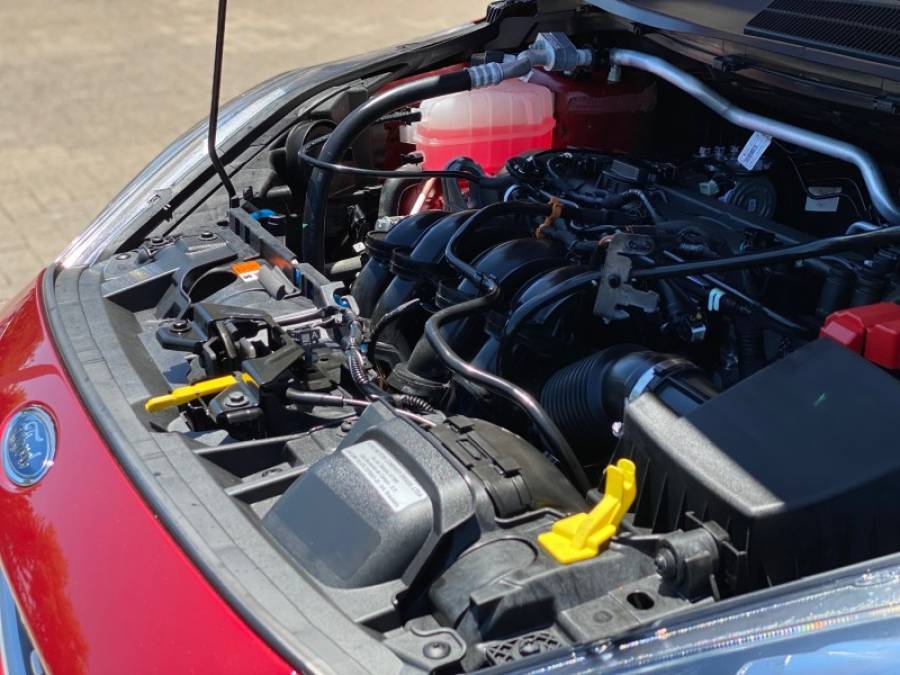 FORD - FIESTA - 2018/2019 - Vermelha - R$ 61.900,00