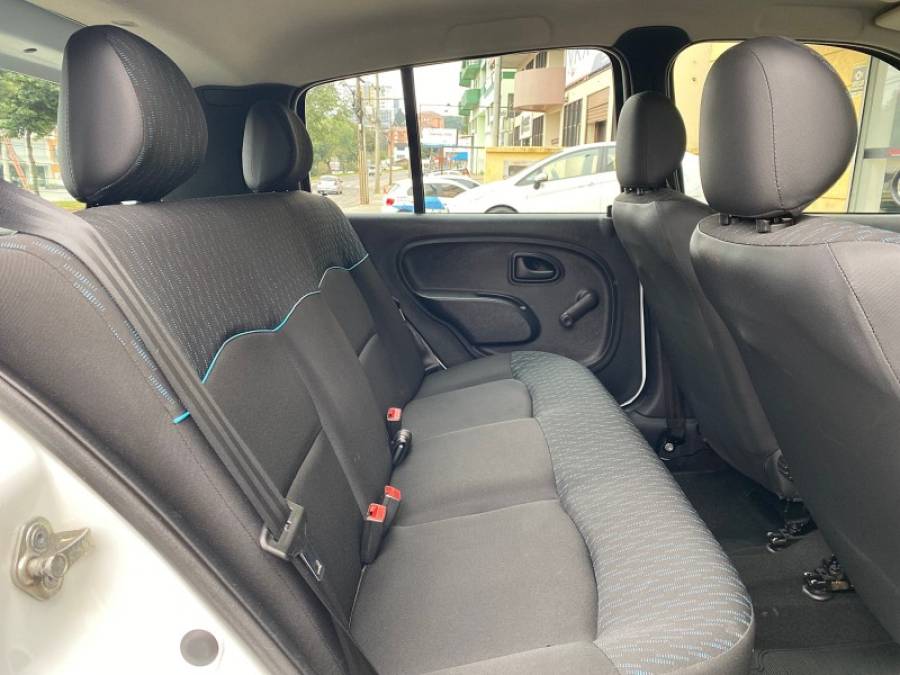 RENAULT - CLIO - 2015/2016 - Branca - R$ 38.900,00